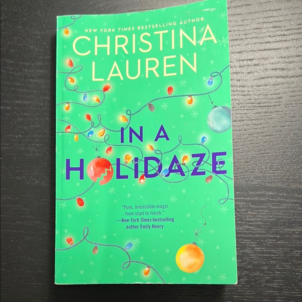 Christina Lauren 'In a Holidaze' Book